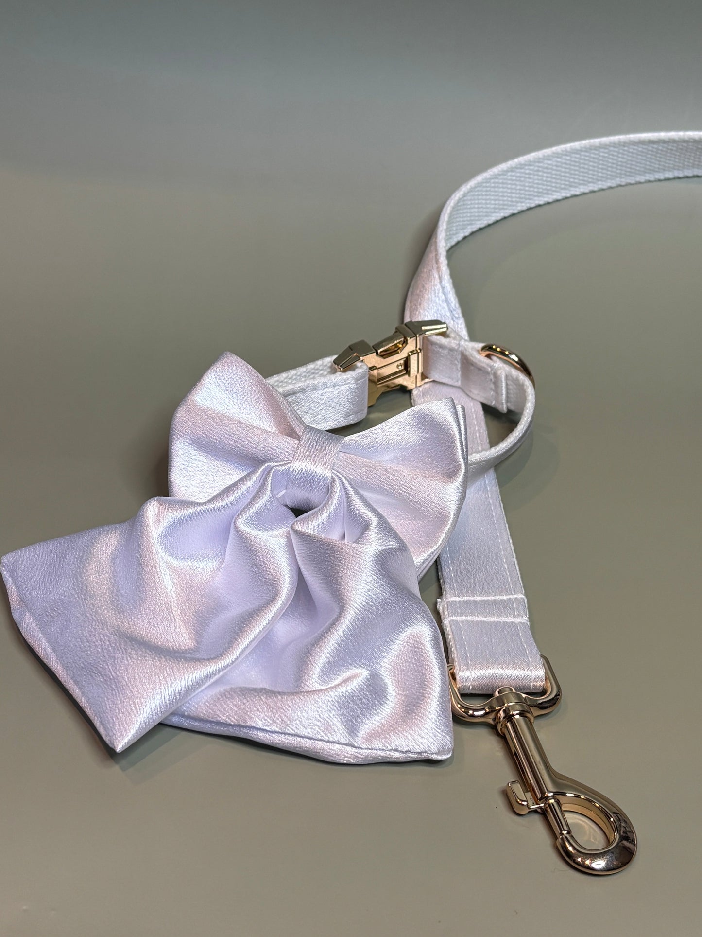 Satin Collar